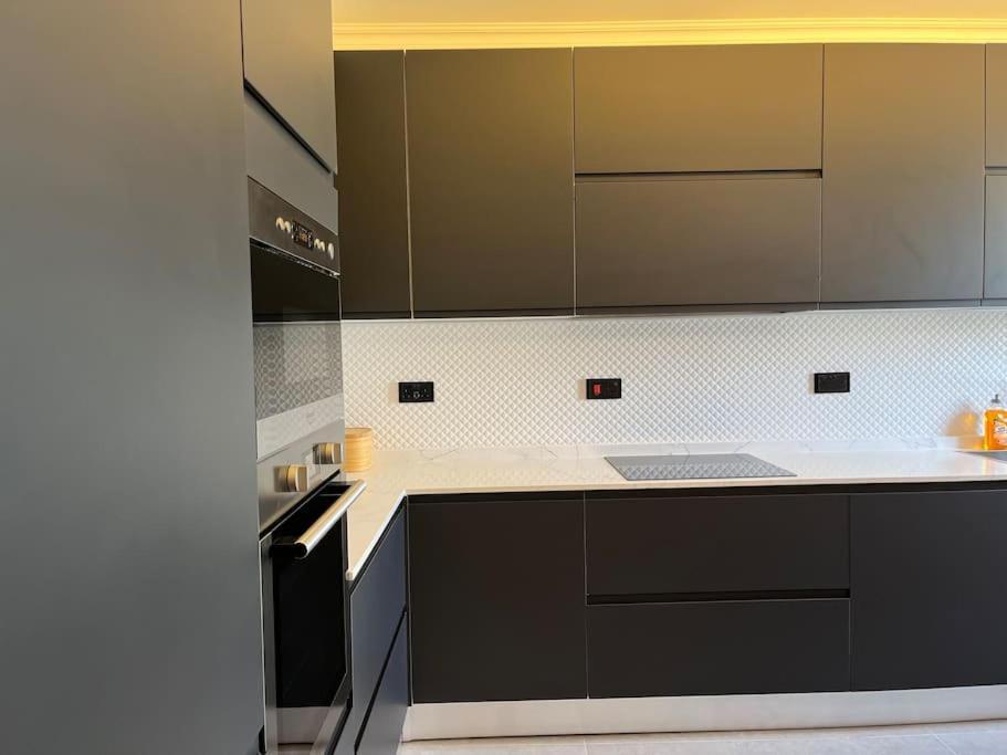 Beautiful 4-Bedroom Townhouse In Σλιέμα Εξωτερικό φωτογραφία